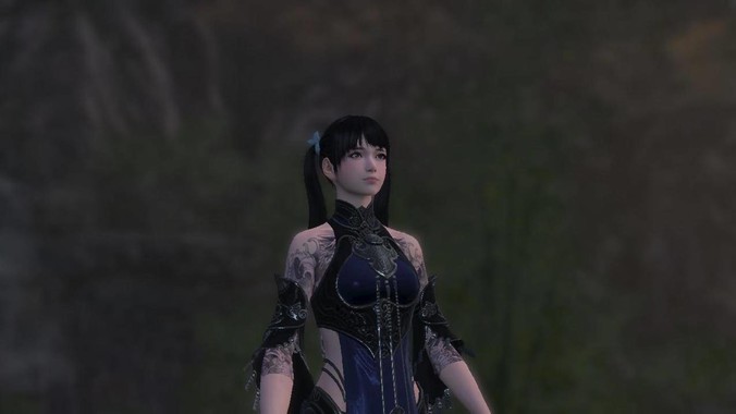 凤凰传奇曾毅公开佩戴含有不雅元素的手表，这涉嫌违法吗？如何从法律角度解读？